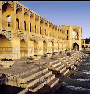 Trente-trois-pont-de-esfahan4